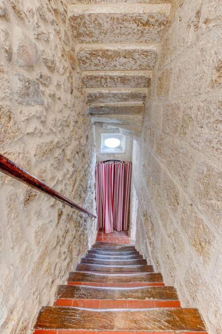 Stunning Medieval Getaway Vic-la-Gardiole Exterior photo